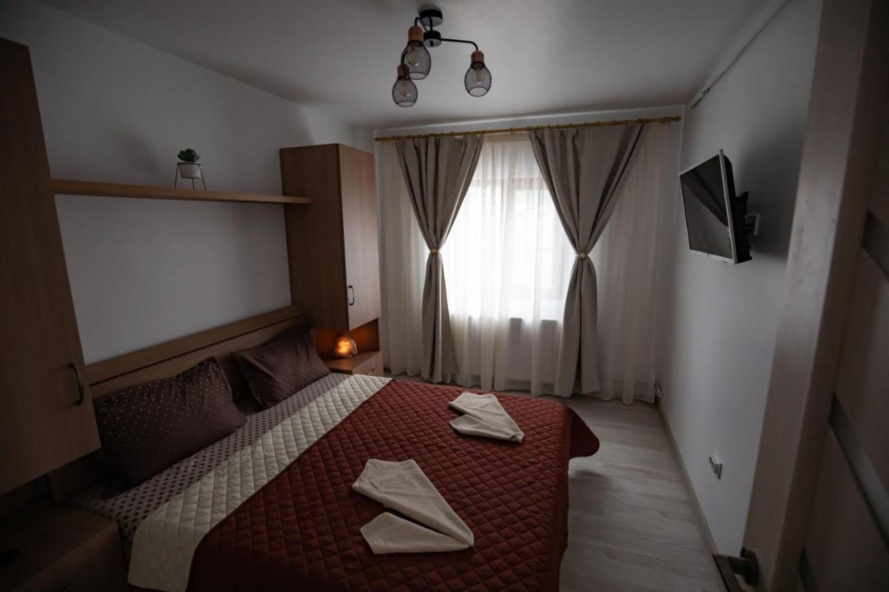 Apartament Natalia Tîrgu Ocna Exteriér fotografie